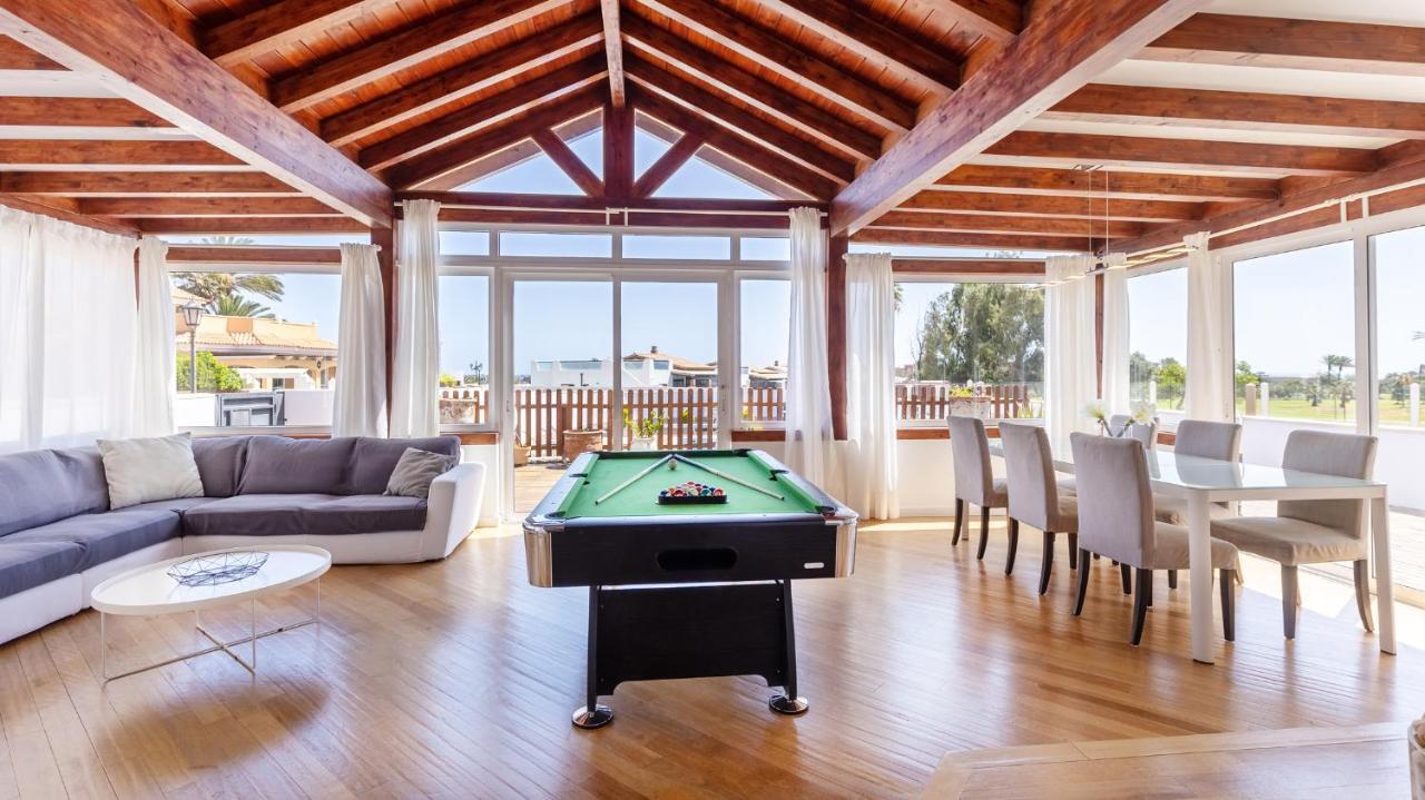 Luxury Villa Nieve Caleta De Fuste Exterior photo